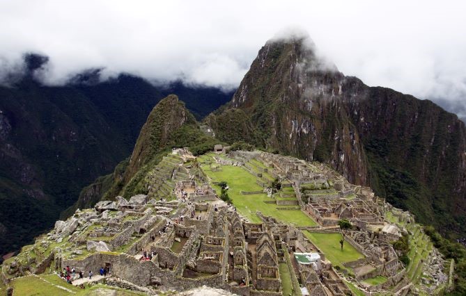 EMPREINTES D'HISTOIRE. Pourquoi les objets incas prélevés au Machu Picchu reviennent-ils si tard au Pérou ?